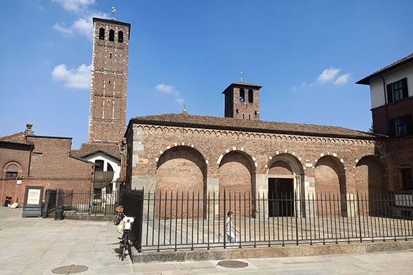 Basilica di Sant Ambrogio Basilica di Sant Ambrogio