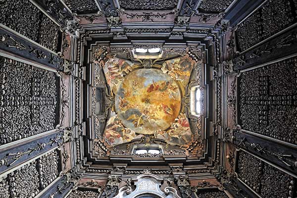 capilla de los huesos en Milán capilla de los huesos en Milán
